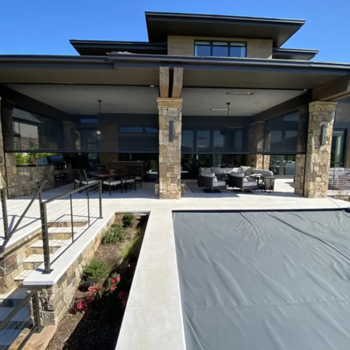 Retractable Screen